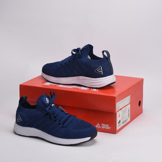 PEAK FOOTWEAR