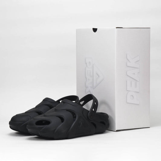 PEAK SLIPPERS SANDALS BLACK