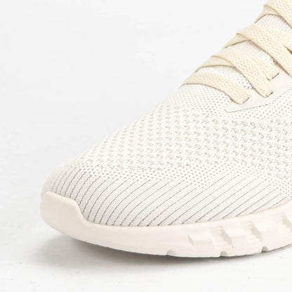 PEAK SHOES