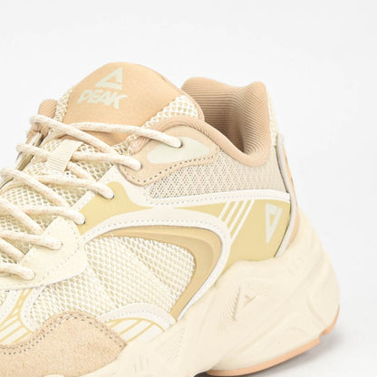 PEAK SHOES