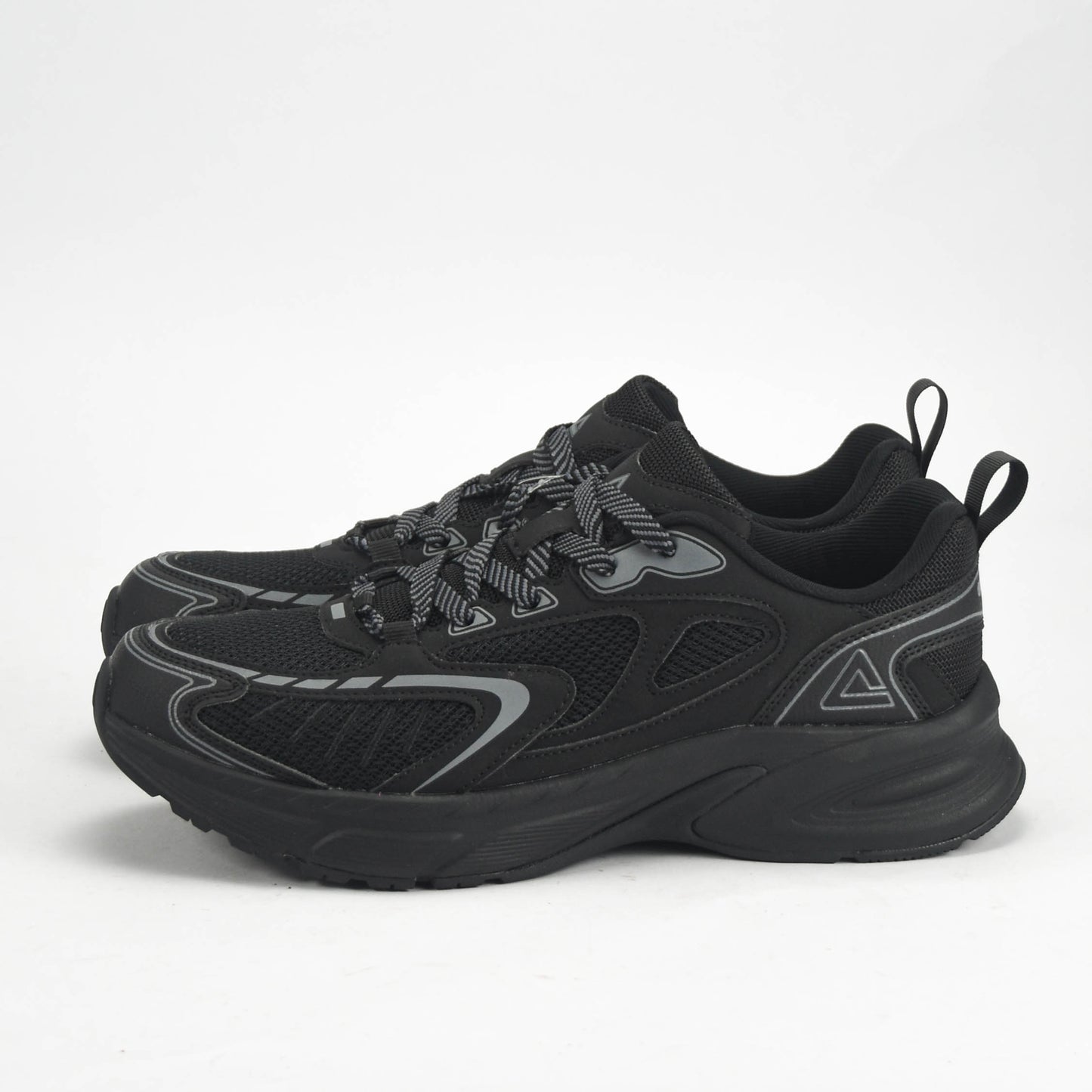 PEAK SHOES
