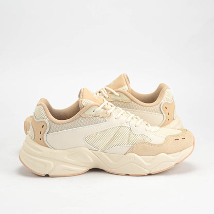 PEAK SHOES