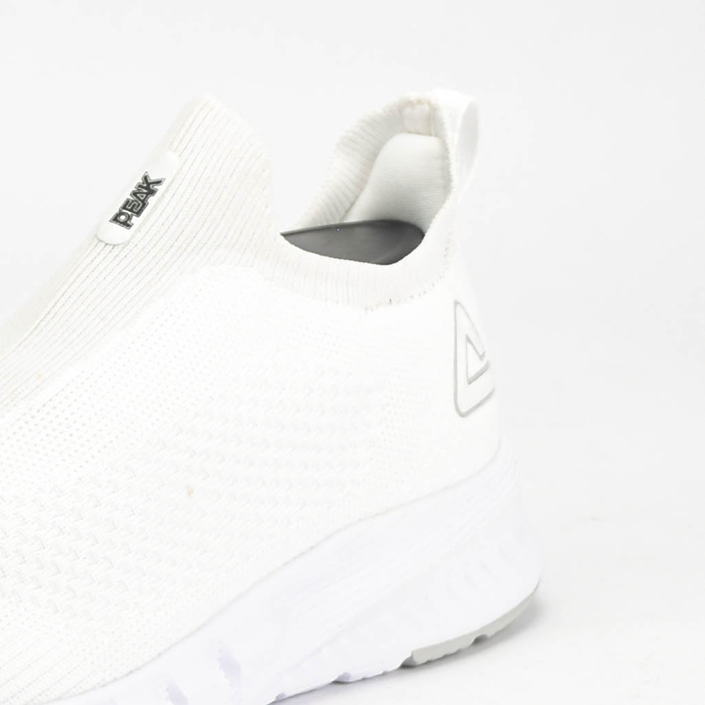 PEAK SHOES