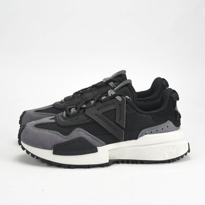 PEAK SHOES