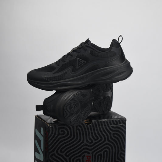 PEAK FOOTWEAR