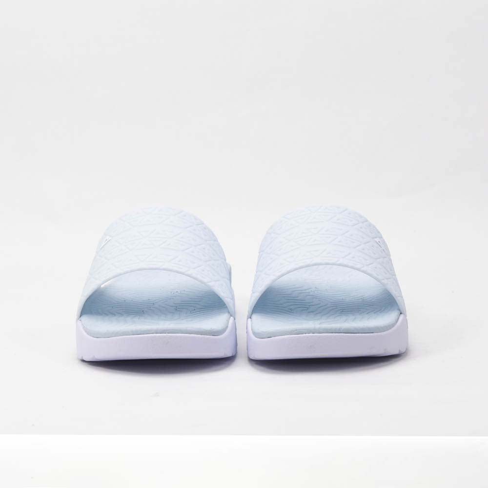 PEAK SLIPPERS